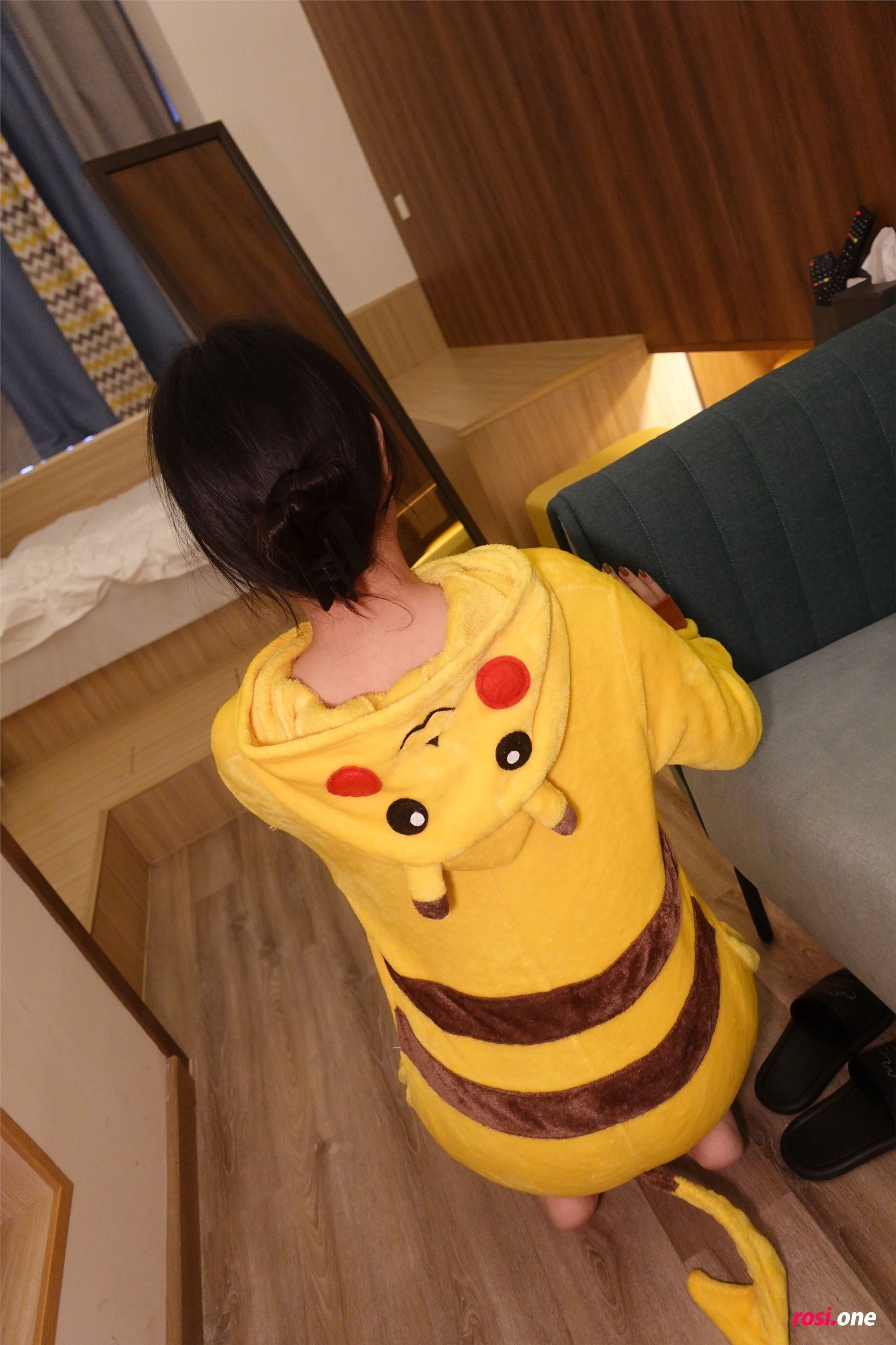 ROSI写真 2021.11.13 NO.3631